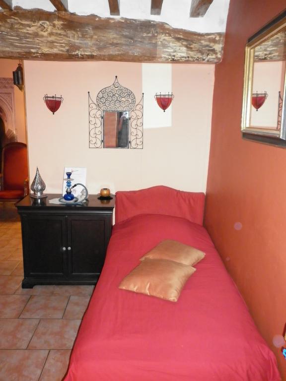 La Chartreuse Hotel Poilly-sur-Tholon Szoba fotó