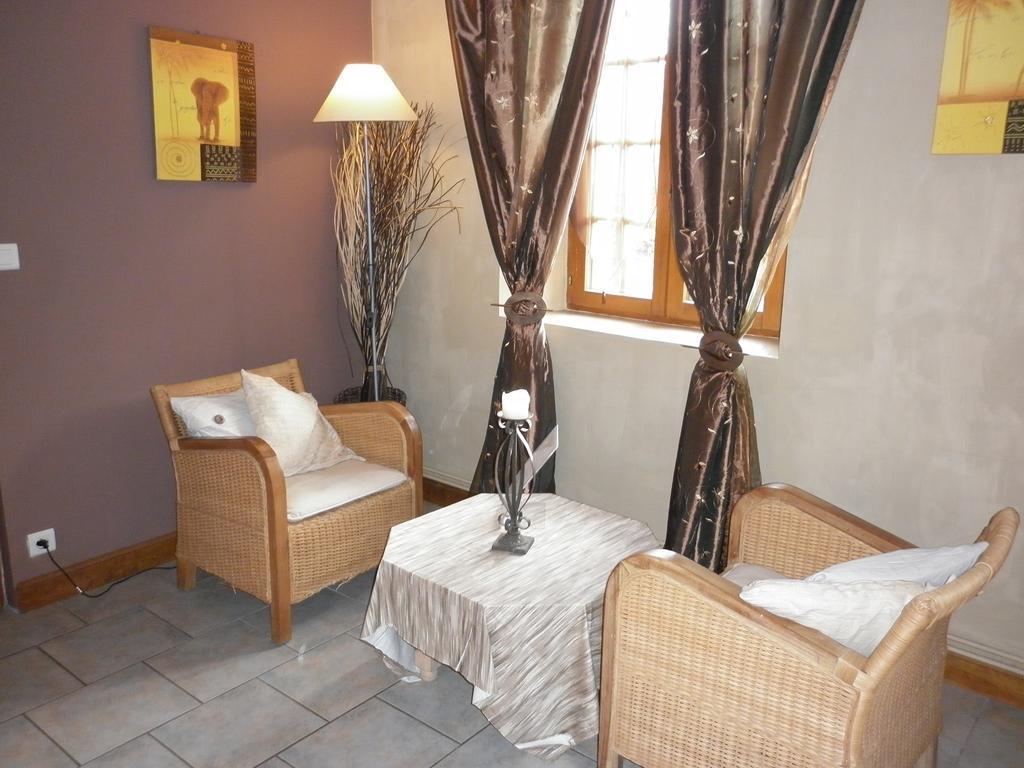 La Chartreuse Hotel Poilly-sur-Tholon Szoba fotó